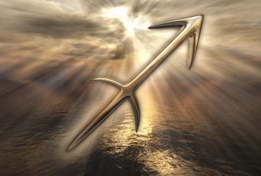 Гороскоп для Стрільця в жовтні 2022: ситуація в коханні, здоров'ї і кар'єрі