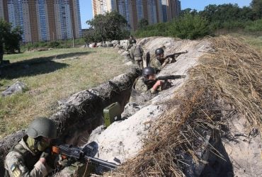 До лав тероборони готові вступити більш ніж половина українців - опитування