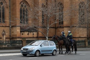 Названы самые опасные страны для туристов на машинах
