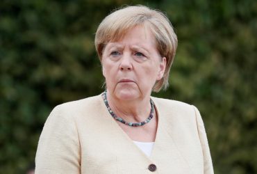 Меркель звинуватила Польщу і країни Балтії у вторгненні Путіна в Україну