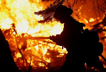 Каліфорнію охопила найбільша цього року пожежа: знищені будинки і об'єкти інфраструктури