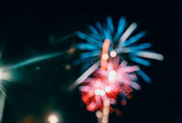 Нові правила: в РНБО надали роз’яснення про заборону феєрверків та їзди без глушника