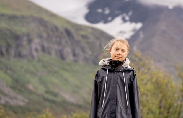 Грета Тунберг разом зі своєю конячкою знялася для обкладинки першого номера Vogue Scandinavia (фото)