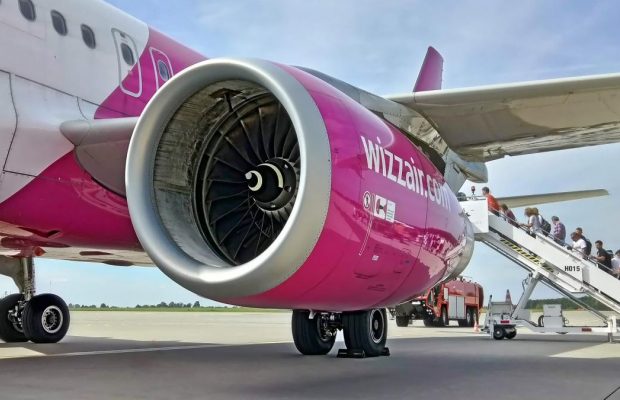 Популярный лоукостер второй год подряд признали худшей авиакомпанией Европы