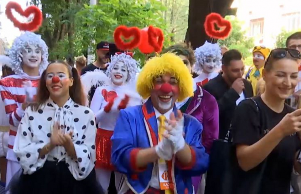 В Одесі почався ювілейний міжнародний фестиваль клоунів "Комедіана" (відео)