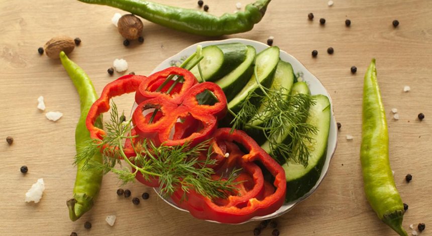 Быстро и просто: пошаговый рецепт, как сделать вкуснейшие маринованные огурцы в Спрайте