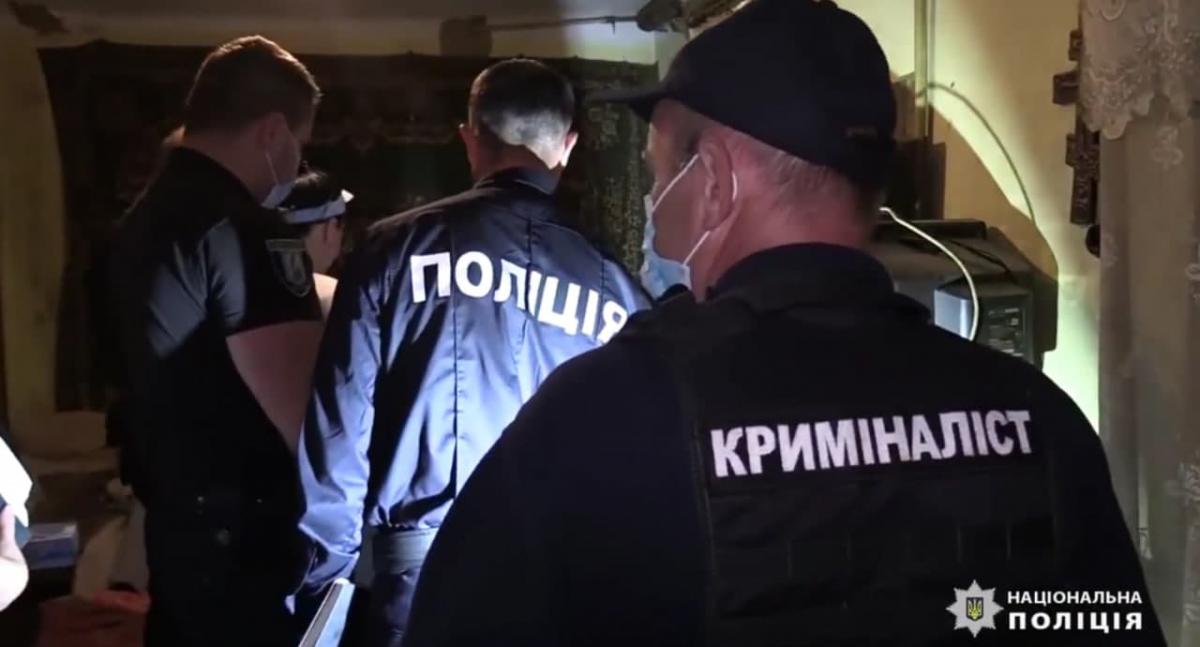 Підозрювана знаходиться під домашнім арештом, їй загрожує до десяти років тюрми / скріншот з відео Підозрювана знаходиться під домашнім арештом, їй загрожує до десяти років тюрми / скріншот з відео