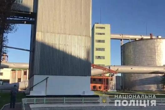 На цукровому заводі пролунав вибух / фото npu.gov.ua
