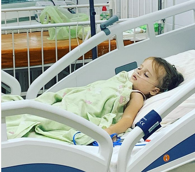 Дитина перебувала у реанімації без мами \ фото Дар'я Токарчук Дитина перебувала у реанімації без мами \ фото Дар'я Токарчук