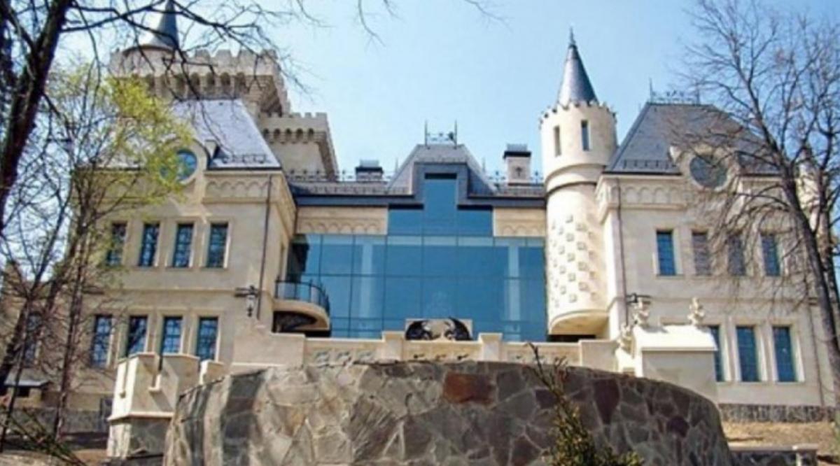 Замок Алли і Максима / фото GdeZhivet.com Замок Алли і Максима / фото GdeZhivet.com