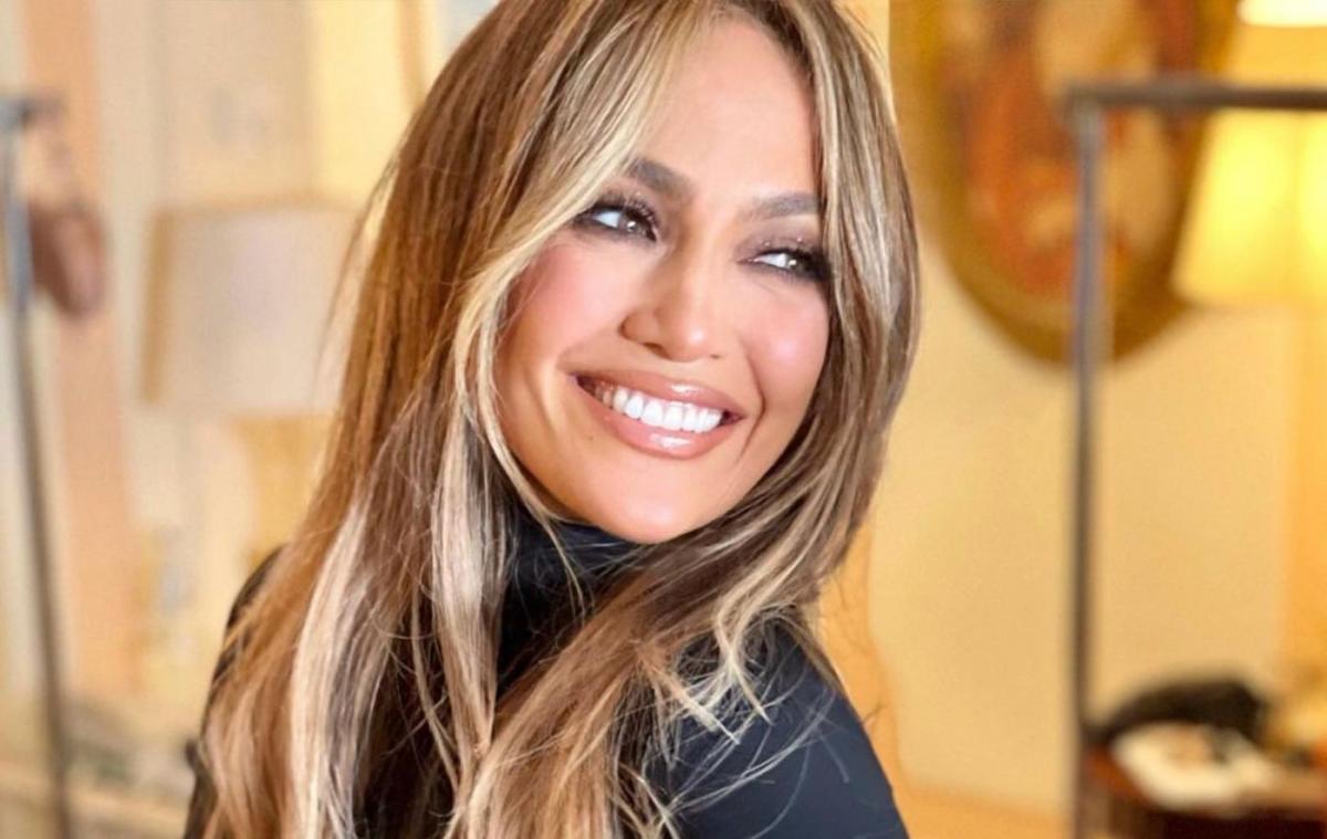 Гаряча Джей Ло / фото instagram.com/jlo Гаряча Джей Ло / фото instagram.com/jlo