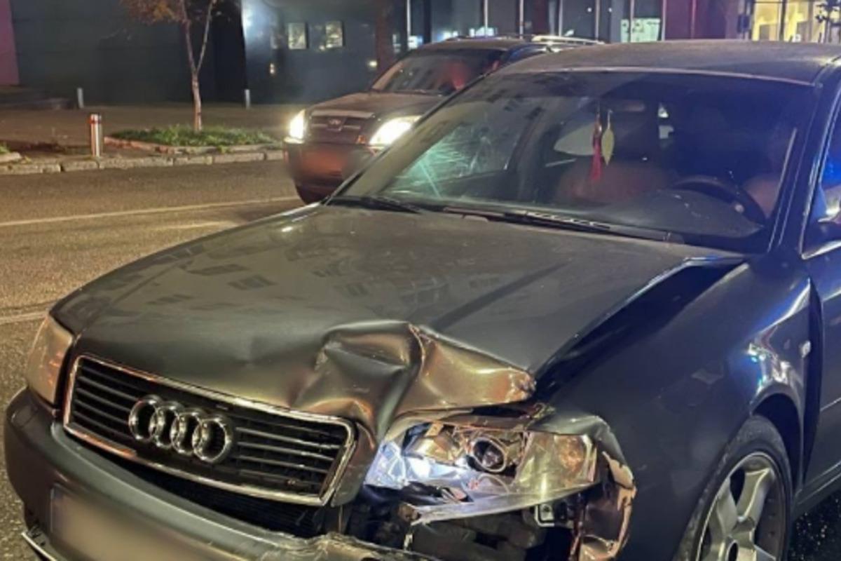 У Києві через дуже п’яного водія госпіталізовані поліцейські / фото t.me/kyivpatrol У Києві через дуже п’яного водія госпіталізовані поліцейські / фото t.me/kyivpatrol
