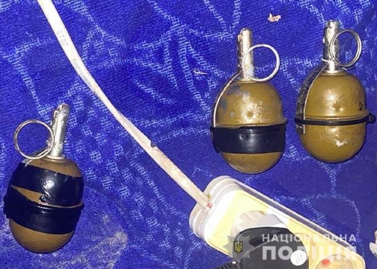 Де саме чоловік взяв гранати - поки що не повідомлюється / фото - od.npu.gov.ua Де саме чоловік взяв гранати - поки що не повідомлюється / фото - od.npu.gov.ua