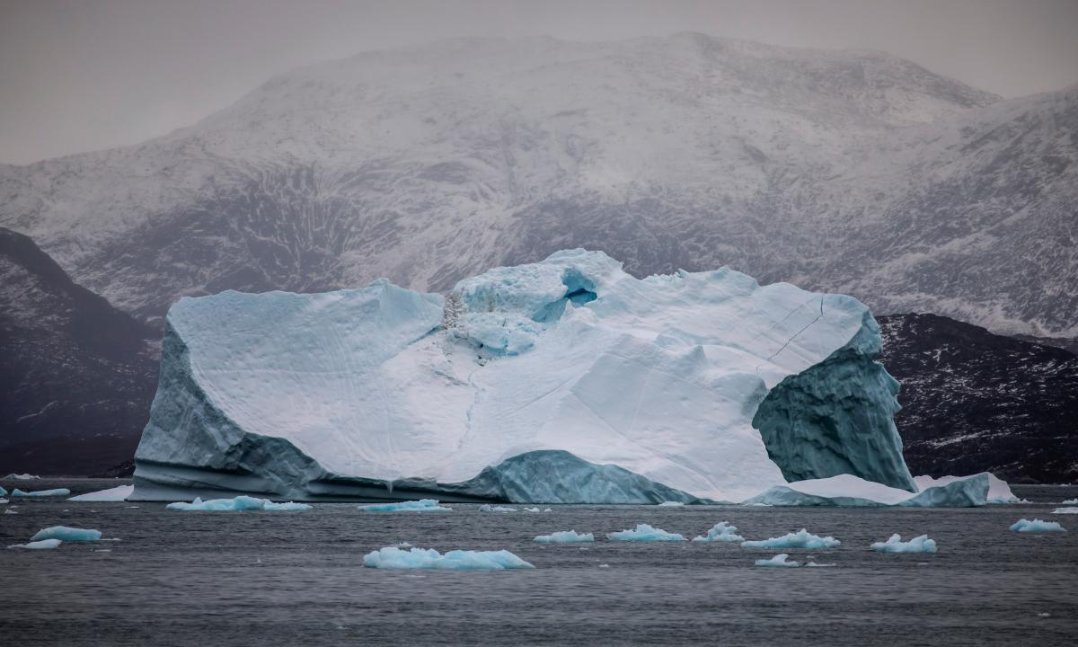 Льодовики в Гренландії користуються популярністю серед туристів / фото REUTERS Льодовики в Гренландії користуються популярністю серед туристів / фото REUTERS