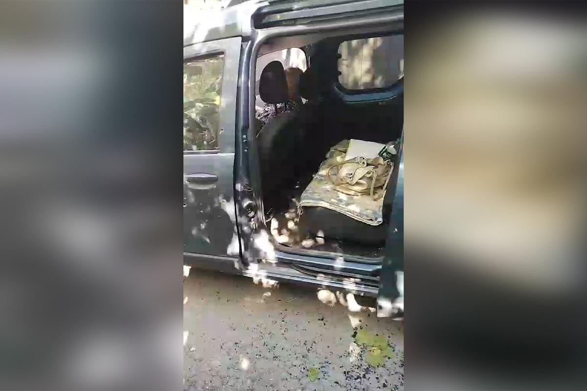 Під Дніпром вибухнула граната в машині / скріншот Під Дніпром вибухнула граната в машині / скріншот