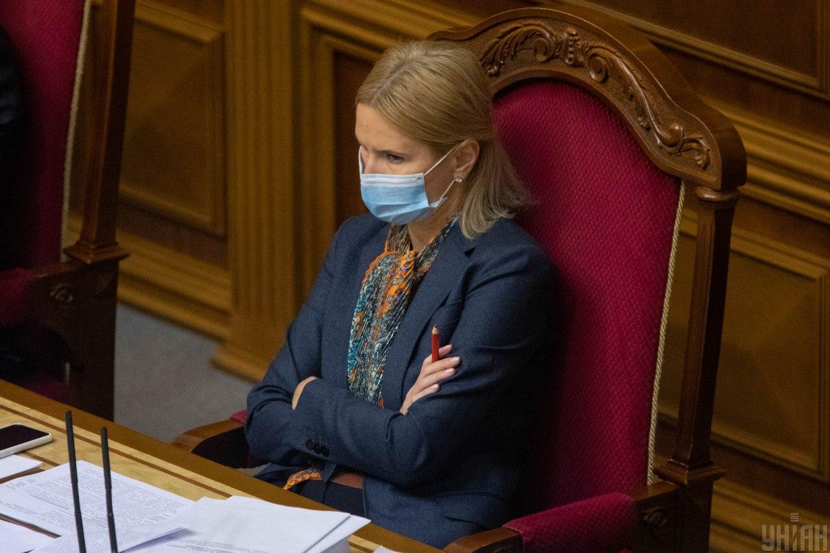 Олена Кондратюк запропонувала допускати до роботи в Раді тільки вакцинованих нардепів / фото УНІАН Олена Кондратюк запропонувала допускати до роботи в Раді тільки вакцинованих нардепів / фото УНІАН