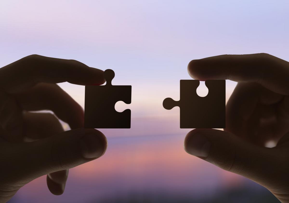 "Друга половинка" - це шкідлива омана, що заважає будувати здорові стосунки / фото ua.depositphotos.com "Друга половинка" - це шкідлива омана, що заважає будувати здорові стосунки / фото ua.depositphotos.com