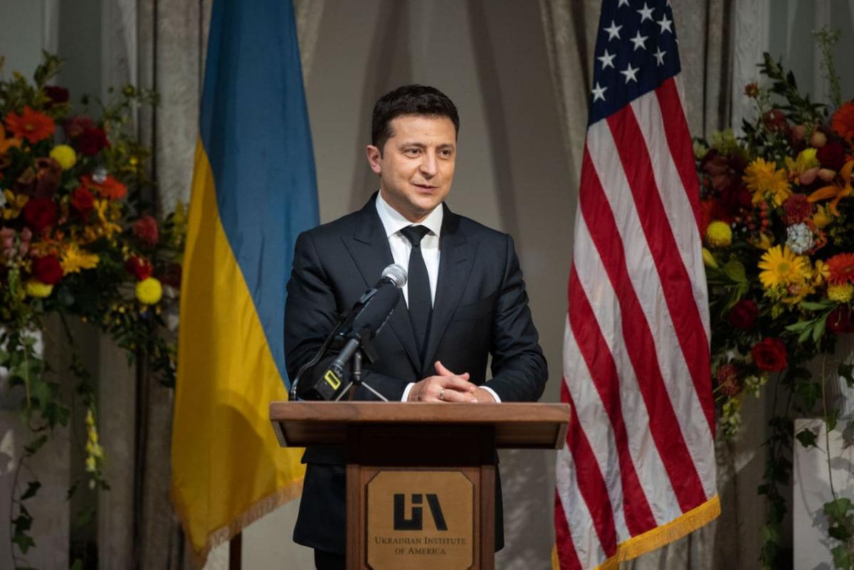 Зеленский предложил ввести двойное гражданство для украинцев, проживающих за рубежом / фото president.gov.ua Зеленский предложил ввести двойное гражданство для украинцев, проживающих за рубежом / фото president.gov.ua