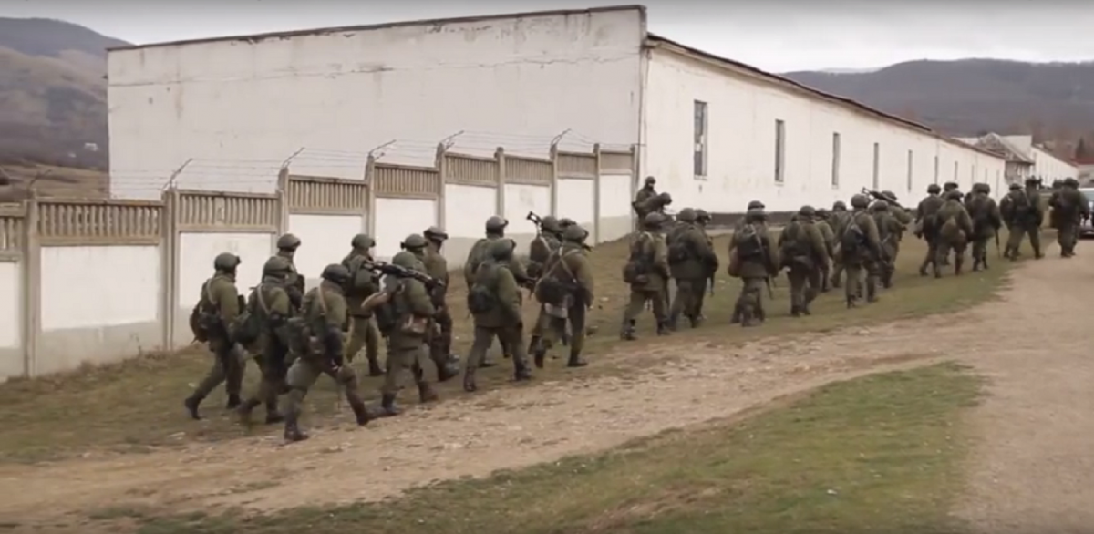 У березні військові РФ оточили по периметру та заблокували військову частину А2320 / gp.gov.ua У березні військові РФ оточили по периметру та заблокували військову частину А2320 / gp.gov.ua