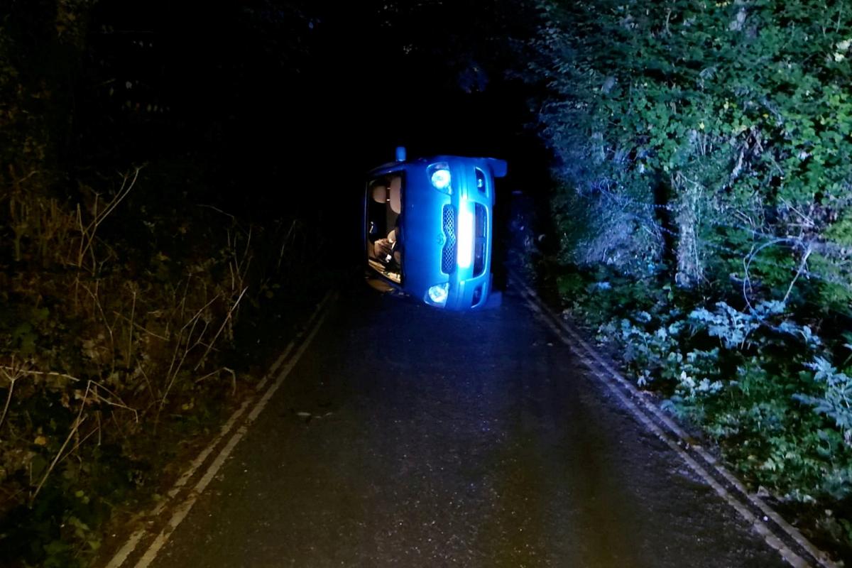 Ніхто з людей в результаті аварії не постраждав / фото Derbyshire RPU Ніхто з людей в результаті аварії не постраждав / фото Derbyshire RPU