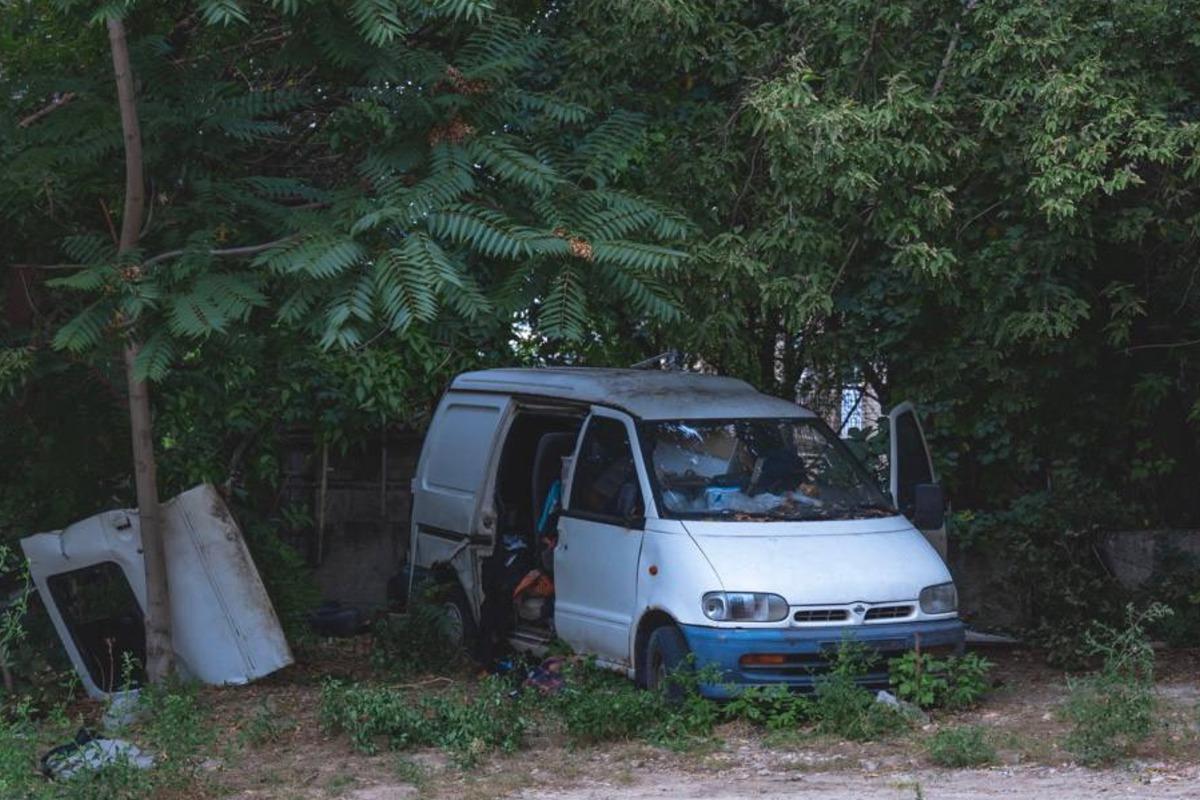 Трахнул парня в машине