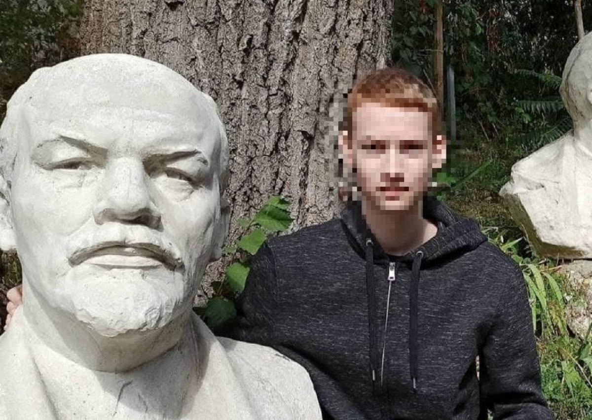Несовершеннолетний призвал "сделать русский язык вторым государственным" / Скриншот Несовершеннолетний призвал "сделать русский язык вторым государственным" / Скриншот
