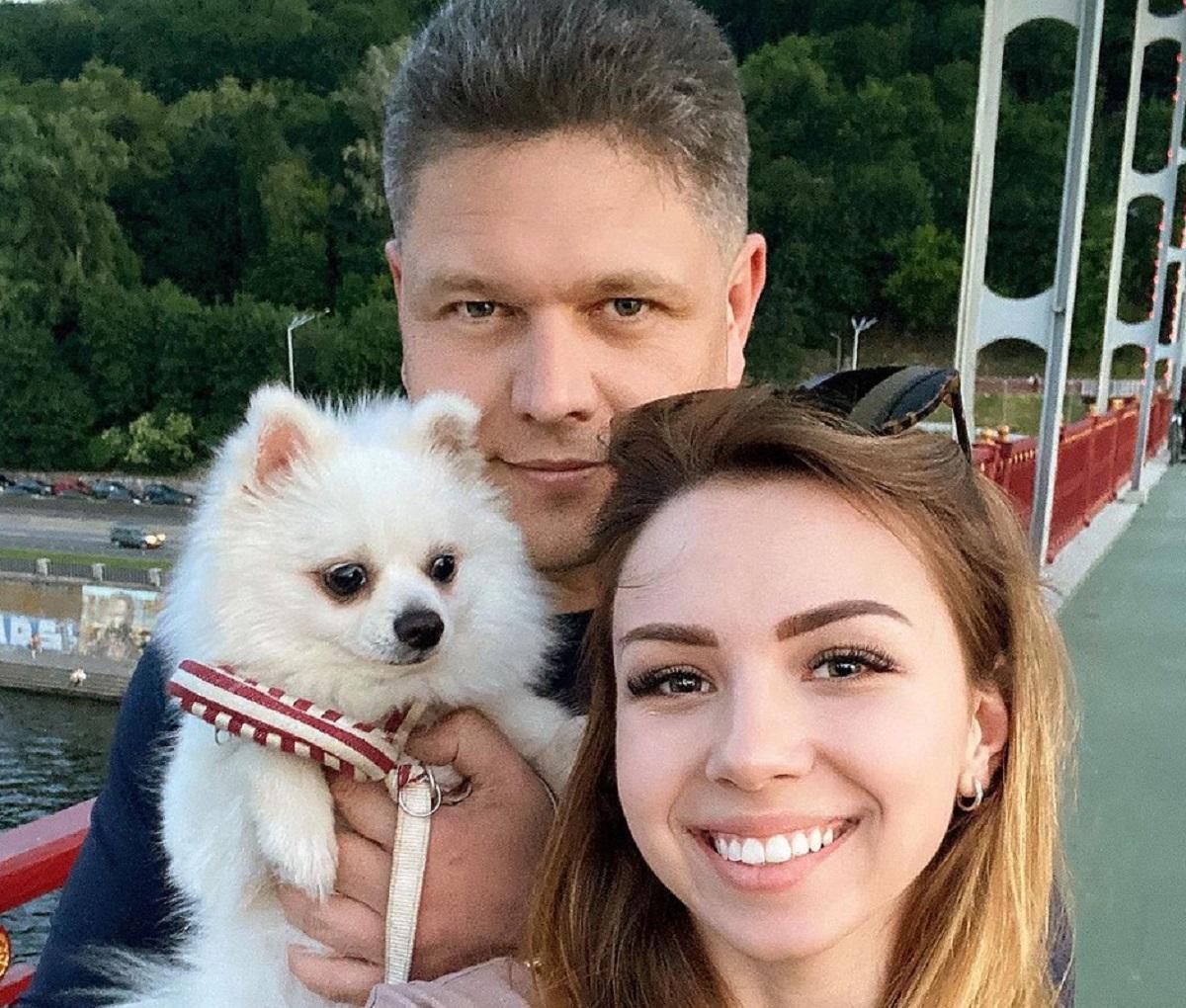 Соколюк стал известен в сети после бракосочетания с 23-летней блогершей «Настей с Ухани» / instagram.com/nastyazinchenko