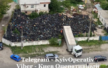 У Києві облаштували масштабне звалище з автопокришок біля житлових будинків: з'явилися фото
