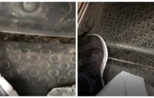 "Можна сполоснути ноги": по Києву їздить маршрутка з проломленою підлогою (відео)