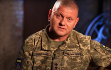 Залужний підтримав військових, що заспівали лайливу приспівку про Путіна на репетиції параду (відео)