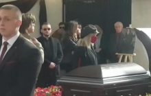 Пугачова ледь не зомліла на похоронах близького друга (відео)