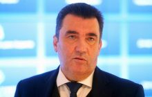 Три помилки в одному реченні: Данілов вирішив перейти на латиницю та "проколовся"