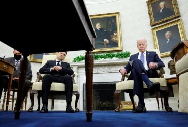 Байден був розлючений: The Guardian розповіли про візит Зеленського у США в 2021 році