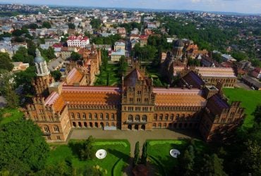 Цього року в університетах України стало більше дівчат, ніж хлопців, - Міносвіти