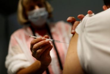 У МОЗ розповіли, які щеплення треба мати дорослим