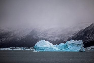 Скоро мир будет терять 3 тысячи ледников каждый год: ученые встревожены исследованием