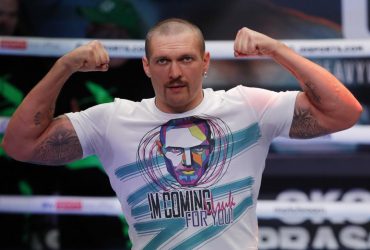 Менеджер Усика назвав можливого суперника для українця після реваншу з Ф'юрі