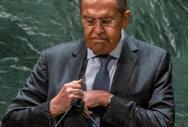 Медведчук, дружина Лаврова та помічник Путіна: Британія розширила санкційний список
