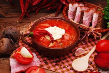 With plums, cherries and dumplings: 3 unusual borscht recipes