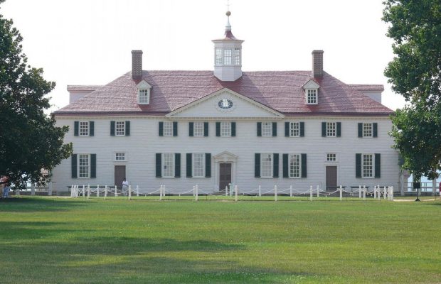 В маєтку першого президента США Вашингтона запустили україномовний аудіогід