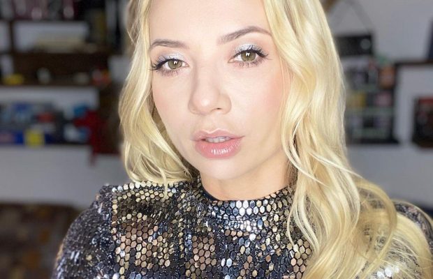 Зірку "Жіночого кварталу" жорстко розкритикували за повністю оголене фото