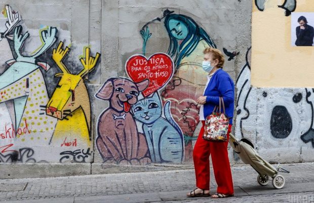 Португалія скасовує більшість коронавірусних обмежень: які заборони будуть зняті