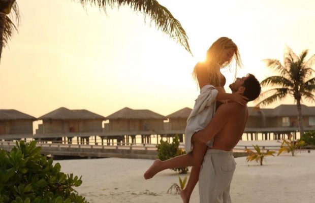 Екс-"холостяк" Нікіта Добринін приголомшив вартістю відпустки з родиною: у мережі його захейтили (фото)