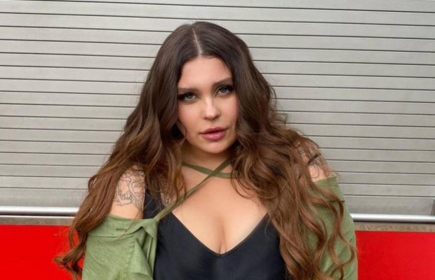 Закохалася: українська співачка після болючого розставання закрутила новий роман