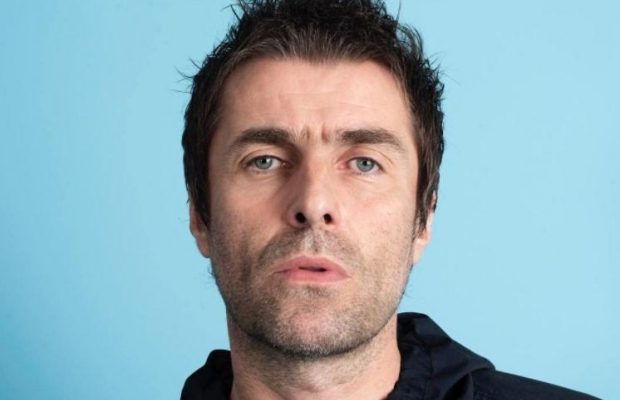 Известный британский музыкант Лиам Галлахер выпал из вертолета (фото)