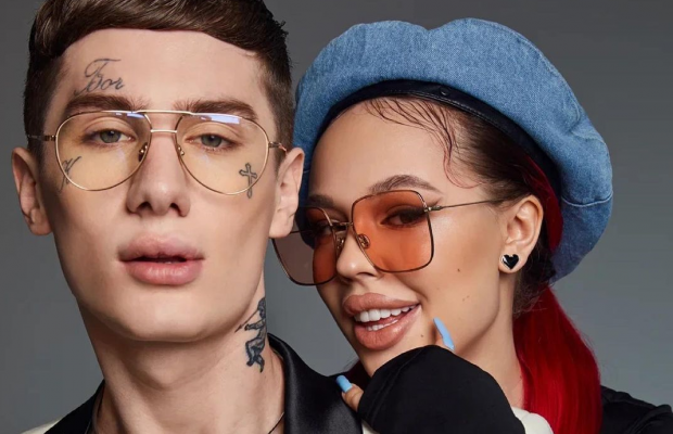 "Я люблю твой чл*н": скандальная Инстасамка преподнесла неожиданный подарок своему мужу