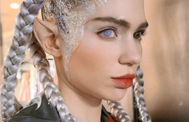 Grimes після розриву з Ілоном Маском взялася за створення "лесбійської комуни"