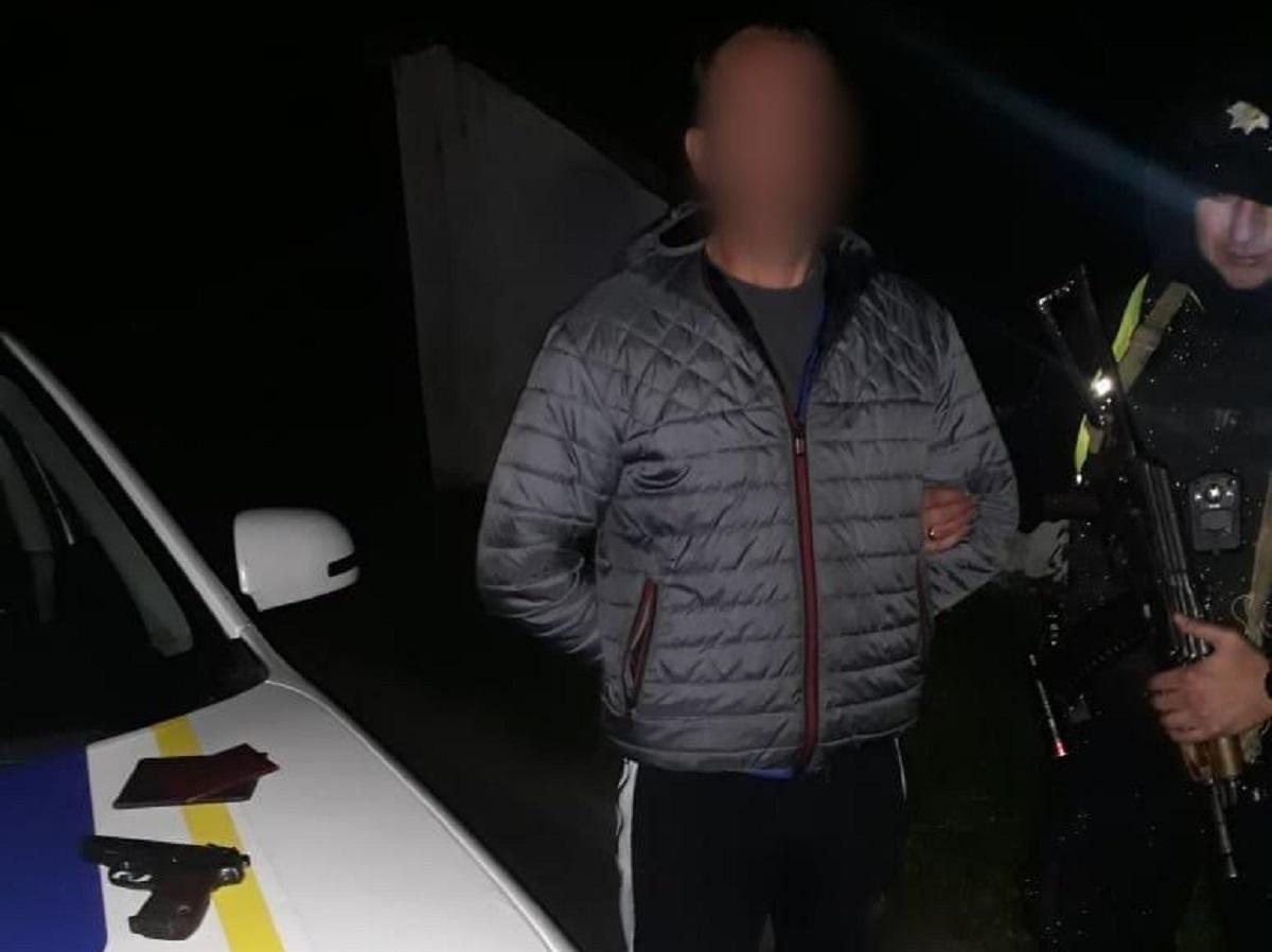 Стрельбу устроил 47-летний житель Броваров / фото - kv.npu.gov.ua Стрельбу устроил 47-летний житель Броваров / фото - kv.npu.gov.ua
