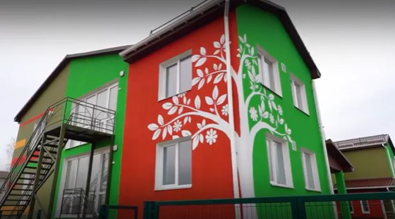 Зеленський: за програмою 'Велике будівництво' уже відкрито 215 сучасних садочків і шкіл (відео) Зеленський: за програмою 'Велике будівництво' уже відкрито 215 сучасних садочків і шкіл (відео)