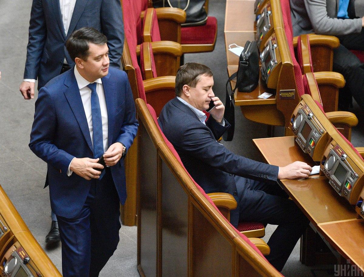 У 'Слузі народу' відповіли, чи хочуть позбавити Разумкова депутатства У 'Слузі народу' відповіли, чи хочуть позбавити Разумкова депутатства